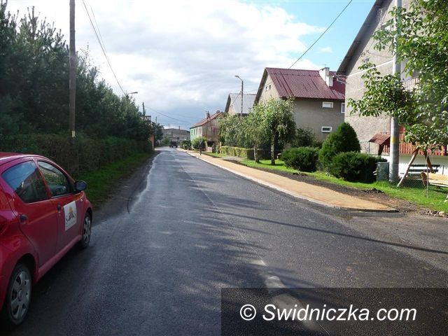 Nowice: Nowy chodnik dla Nowic