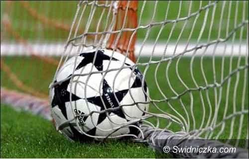 III-liga dolnośląsko-lubuska: Porażki liderów, Polonia/Sparta robi swoje. Podsumowanie IX kolejki