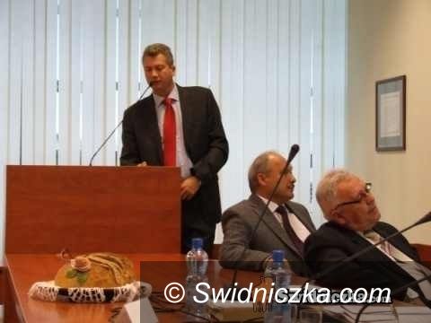 Świdnica: Latawiec wybudowany, budujemy pogotowie