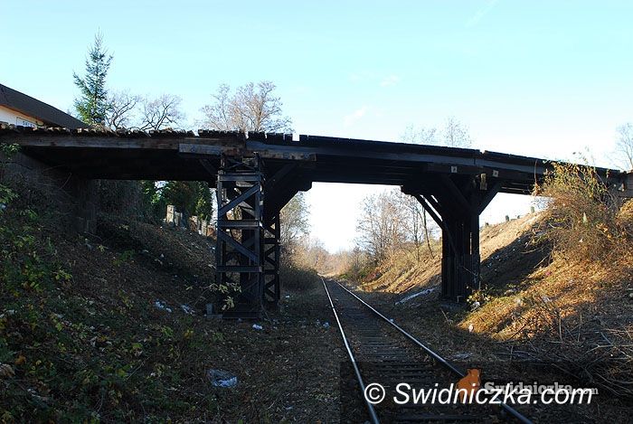 Śwdnica/Wrocław: Druga budowa roku 2009 na Dolnym Śląsku – szybko, tanio i wiadukt jak piłka na plaży