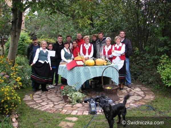 gmina Żarów: Zupa z dyni, zupa z opieniek i ryba po wierzbieńsku oraz chleb i przelatek
