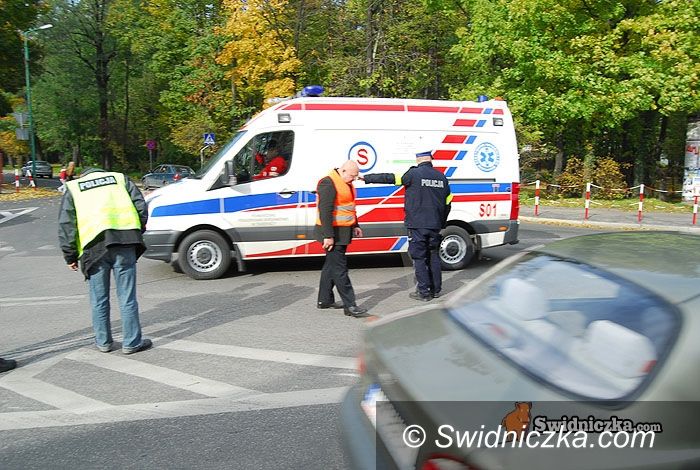 Świdnica: Rowerzysta potrącony na Armii Krajowej