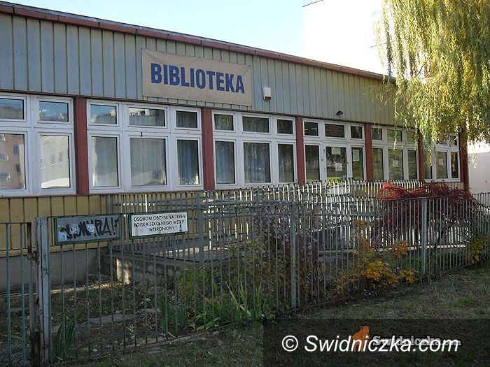 Świdnica: Wrota książnicy na miesiąc zamknięte
