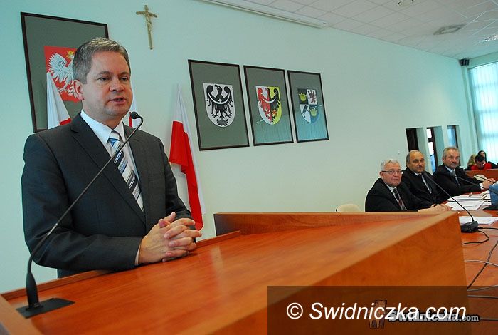 Świdnica: Powiatowi rajcy pożegnali się (na miesiąc?)