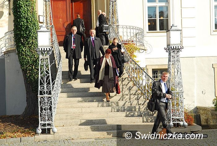 Krzyżowa: Zarząd województwa nieformalnie się spotyka na terenie naszego powiatu?