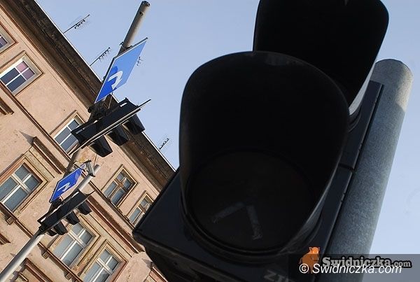 Świdnica/Wrocław: Miasto dostanie 16 tys. zł za utrzymywanie wojewódzkich świateł