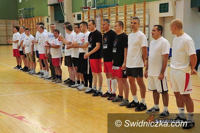 Świdnica: Politycy zagrali dla chorej Mai