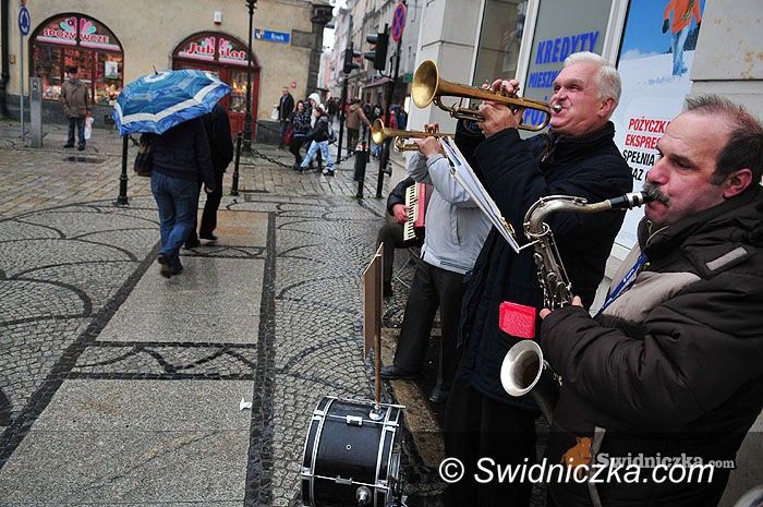 Świdnica: Dziewięciominutowa wizyta marszałka Schetyny