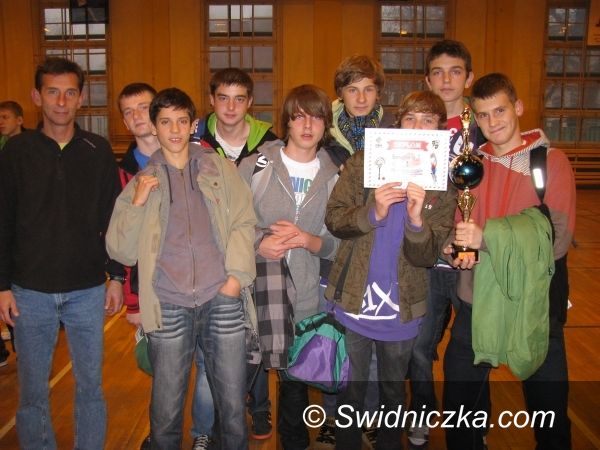 Świdnica: Gimnazjum nr 1 nie do zatrzymania