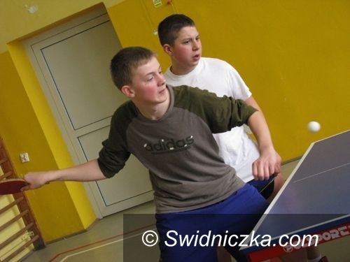 powiat świdnicki: Zagrali w niższych ligach