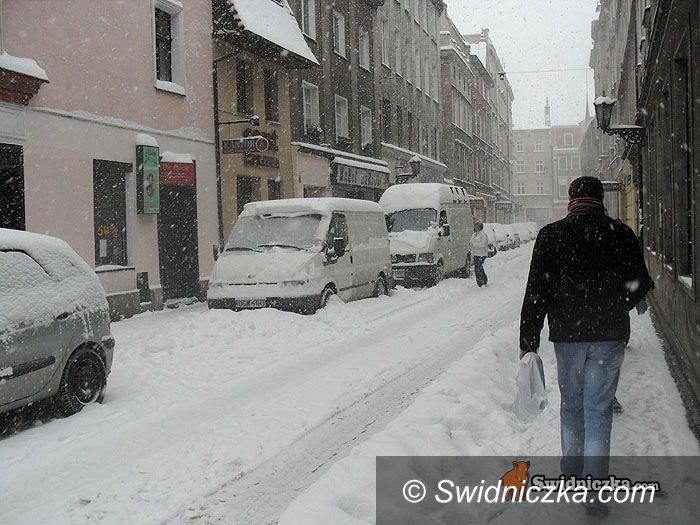 Świdnica: Pługi po Świdnicy jeżdżą parami