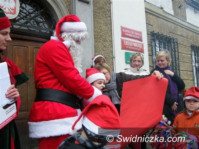 Świebodzice: Mikołaj w Świebodzicach