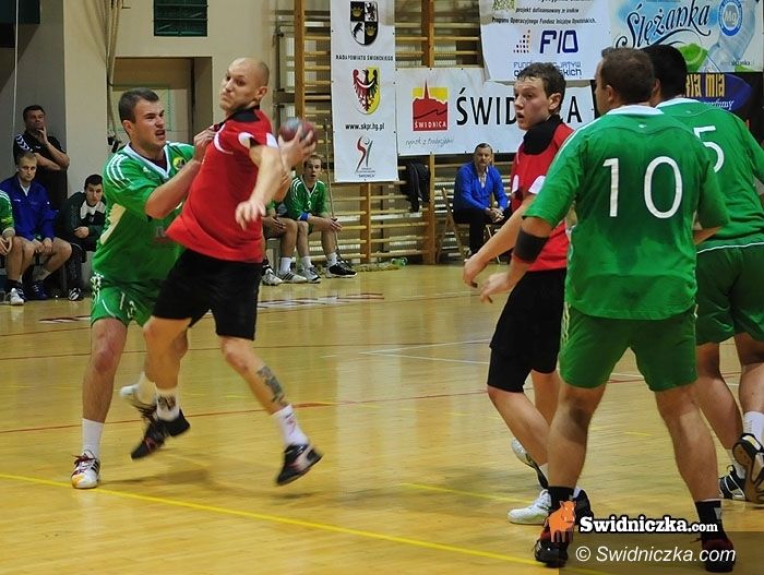 II-liga szczypiornistów: ŚKPR wygrywa po zaciętej batalii