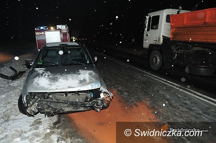 Świdnica/region: Śliskie jezdnie i chodniki