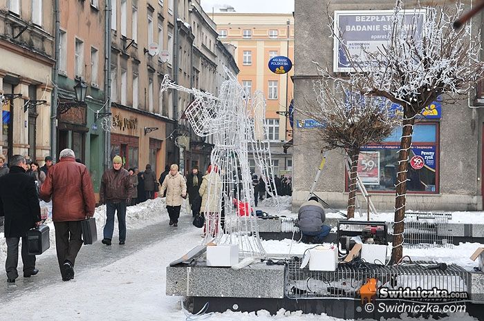 Świdnica: Święta na bogato: świdnickie ozdoby bożonarodzeniowe są warte 140 tys. zł