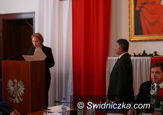Strzegom: Strzegom z burmistrzem, rada z komisjami