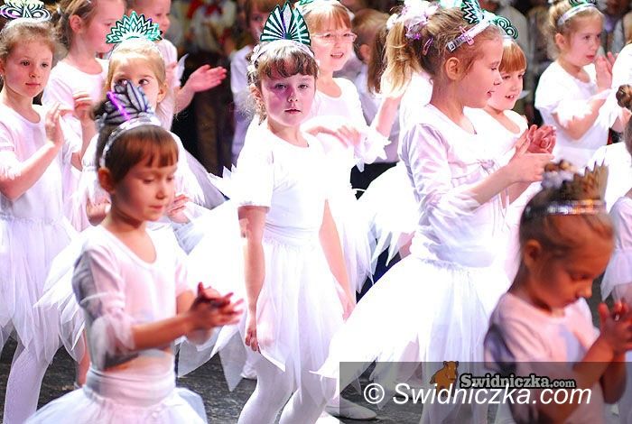 Świdnica: Harcowali z jasełkami na scenie