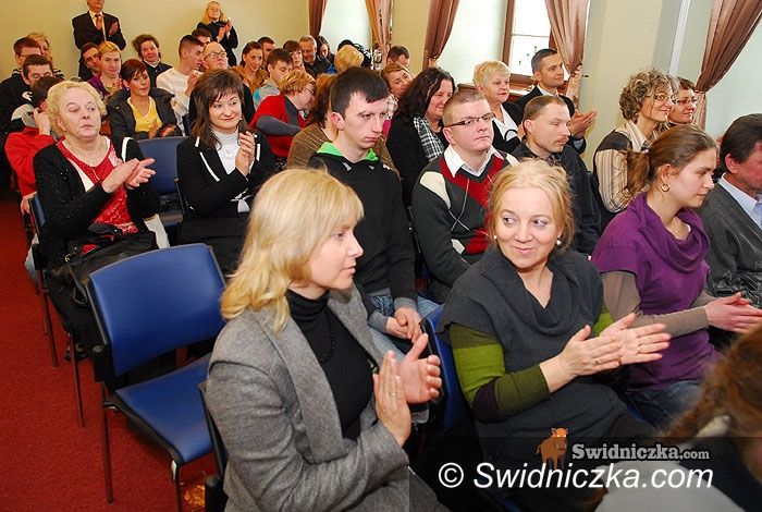 Świdnica: Droga, która zmieniła im życie