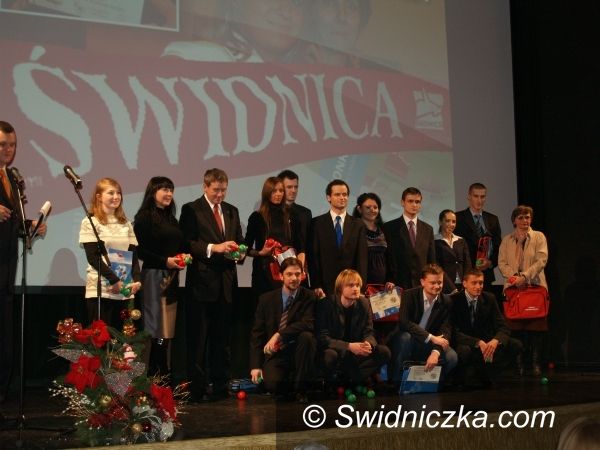 powiat świdnicki: To był dzień... – podsumowanie wtorku