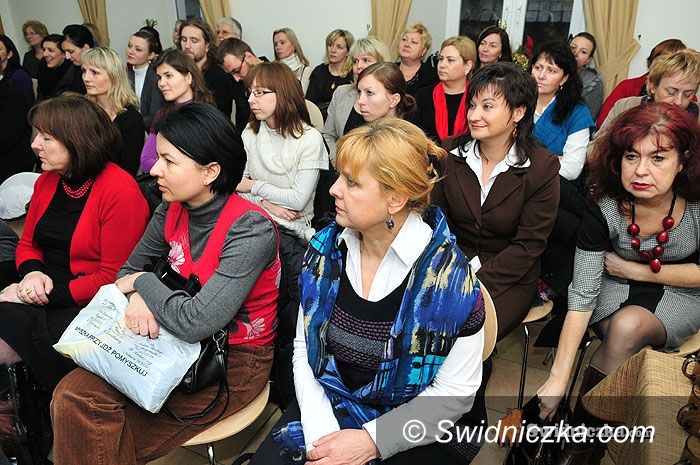 Świdnica: Superniania w Świdnicy proponuje: certyfikaty na rodzicielstwo