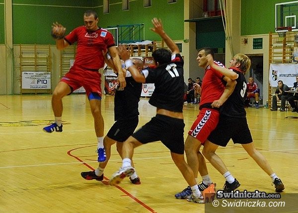 II-liga szczypiornistów: Dwie nowe twarze w ekipie ŚKPR–u, sparingi z Ostrovią na remis