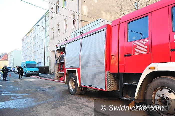 Świdnica: Śmierć w pożarze w centrum Świdnicy [aktualizacja z godz. 16.08]