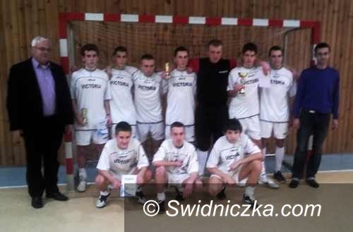 Dobromierz: Świebodziccy juniorzy nokautują rywali w Dobromierzu
