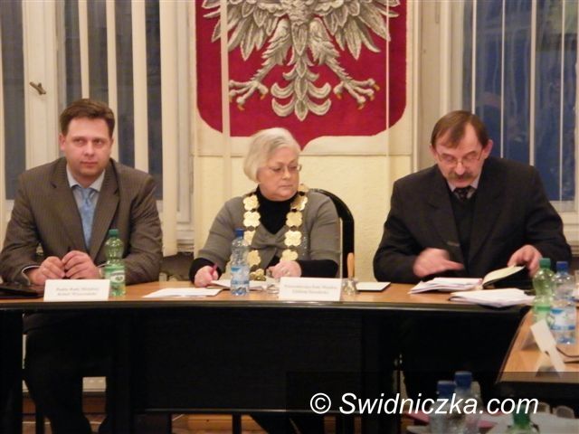 Świebodzice: Świebodzicka rada z pełnym prezydium
