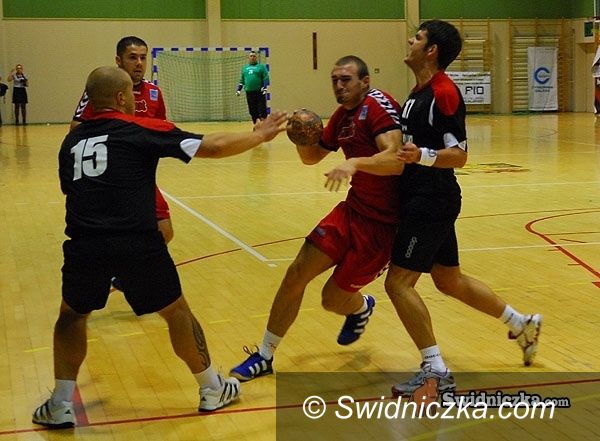 II-liga szczypiornistów: Wracamy po przerwie, na początek hit rundy rewanżowej: Arot Leszno – ŚKPR Świdnica!