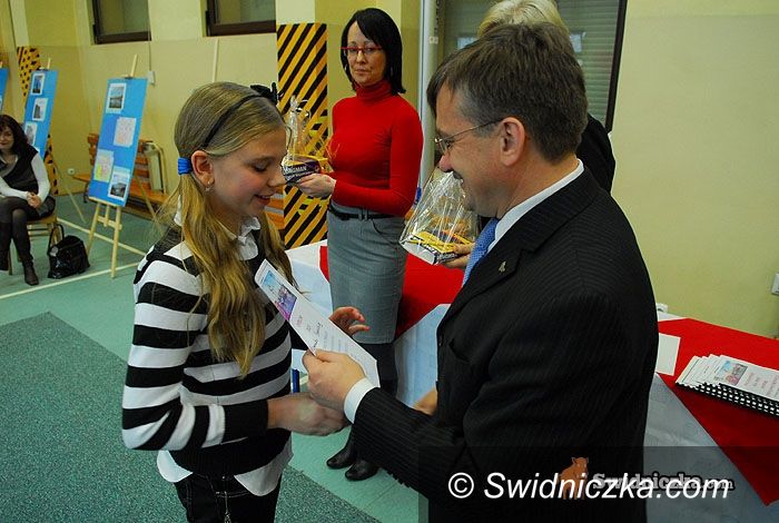 Świdnica: Młodzi znają angielskie wiersze, historię Szkocji i gramatykę rodem z Wysp Brytyjskich
