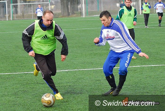 Świdnica: IV–ligowcy pokonani, Polonia wygrywa z Karkonoszami i MKS–em [FOTO, VIDEO]