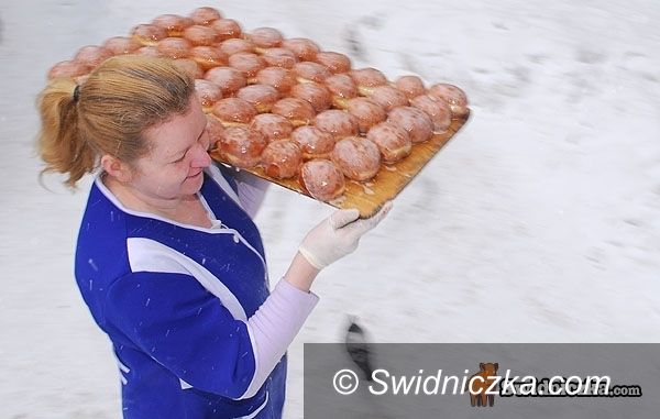Świdnica: Konkursy rozwiązane, pączki rozlosowane