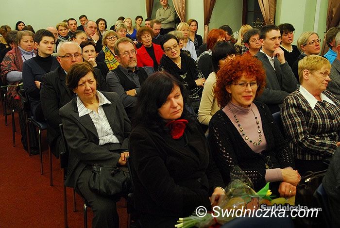 Świdnica: Tajemnica brakującego oka Nefretete i inne zagadki
