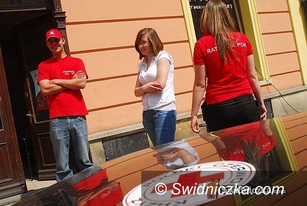 Świdnica: Zamień głodne dzieciństwo na godne dzieciństwo – PCK zbiera