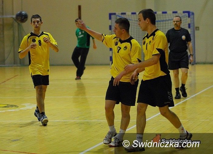 III-liga szczypiornistów: W zaległym spotkaniu wygrali z wrocławianami