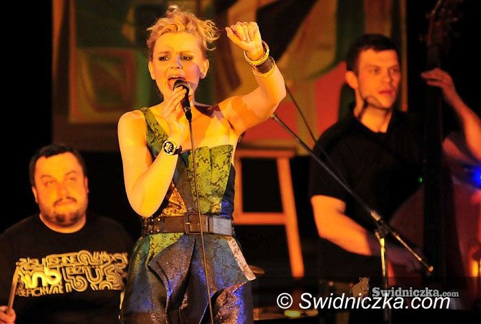Świdnica: Jazz, samba i country – niezwykły występ Karoliny Glazer