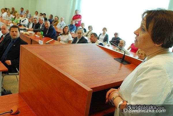 Wałbrzych: Wałbrzyscy radni szukają haków na parlamentarzystkę Zalewską i radnego Zalewskiego?