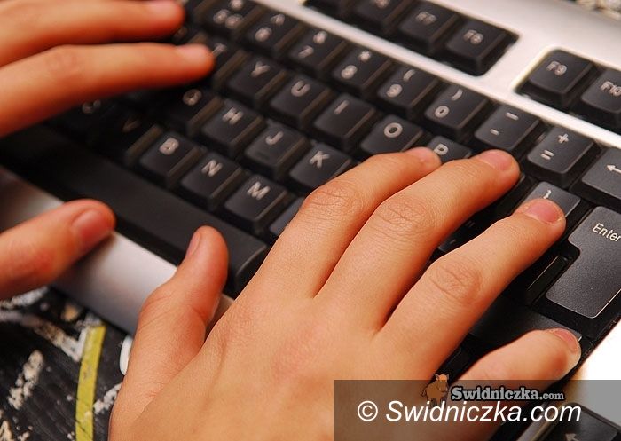 Świdnica: Mistrzowie klawiatury z II LO