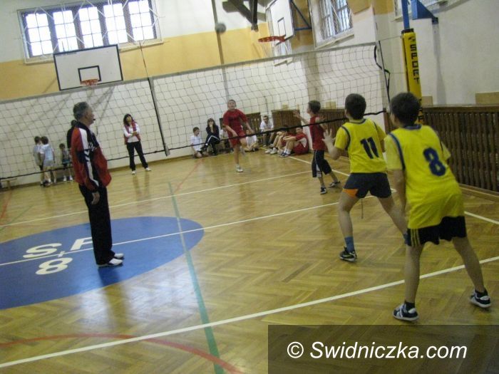 Świdnica: Pewne zwycięstwo zawodników z SP 105