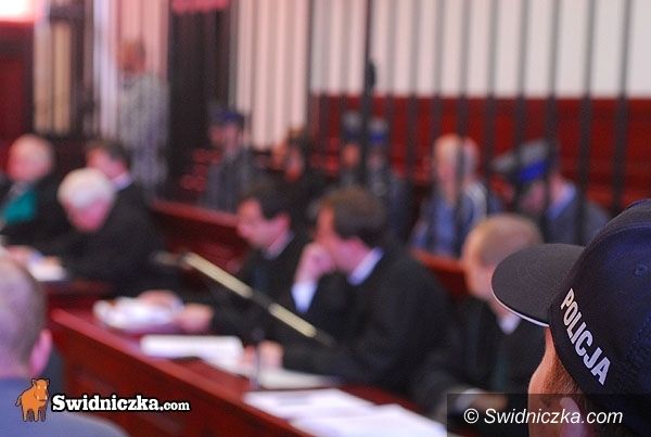Świdnica: Policjanci–gangsterzy? Proces mundurowych współpracujących z gangiem trwa