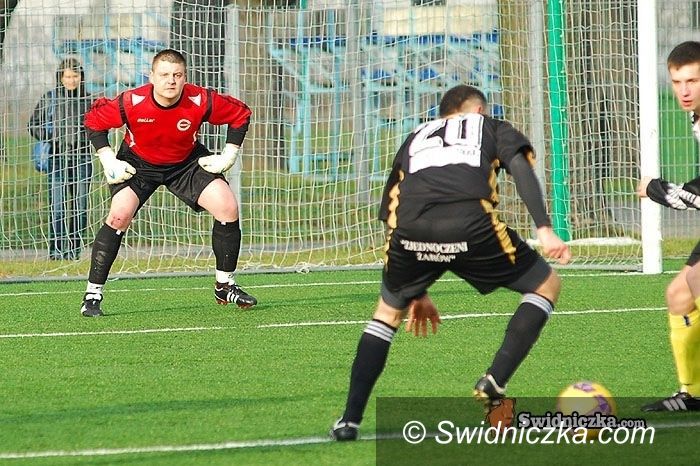 piłkarska okręgówka: Liga okręgowa: zawiodła tylko Victoria