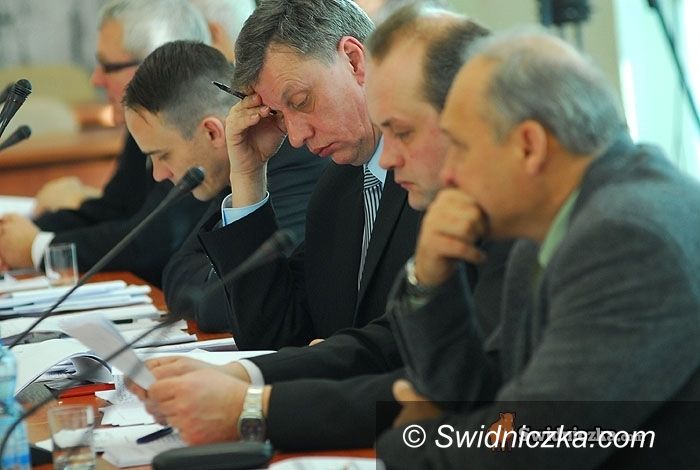 Świdnica: Rajcy powiatowi dziś obradują – porządek obrad