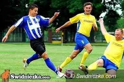 Ekstraklasa: Hat–trick Arka Piecha w meczu z Legią, warszawiacy na kolanach!