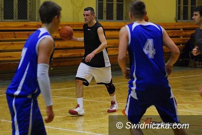 Świdnica: Znamy pary półfinałowe rozgrywek seniorów i juniorów