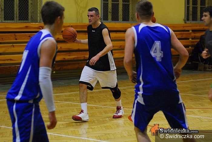 Świdnica: Znamy pary półfinałowe rozgrywek seniorów i juniorów