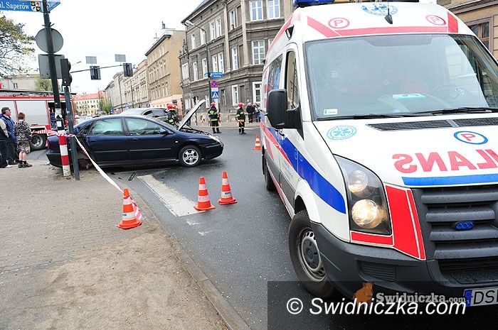 Świdnica: Groźna stłuczka na Łukasińskiego