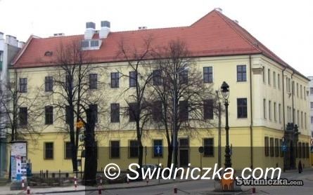 Świdnica: Napisz książkę – zgarnij trzy tysiące złotych