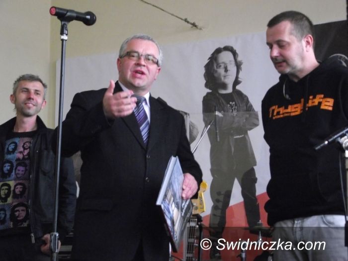 Świdnica: Strachy w śledczym areszcie