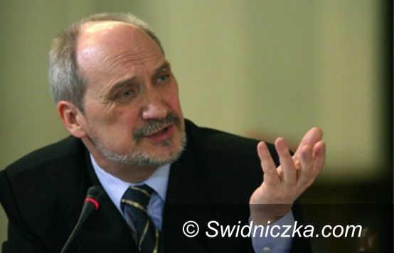 Świdnica: O katastrofie smoleńskiej z szefem specjalnego zespołu – posłem Antonim Marcierewiczem