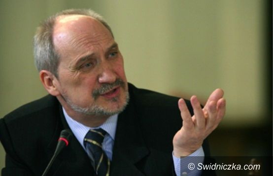 Świdnica: O katastrofie smoleńskiej z szefem specjalnego zespołu – posłem Antonim Marcierewiczem